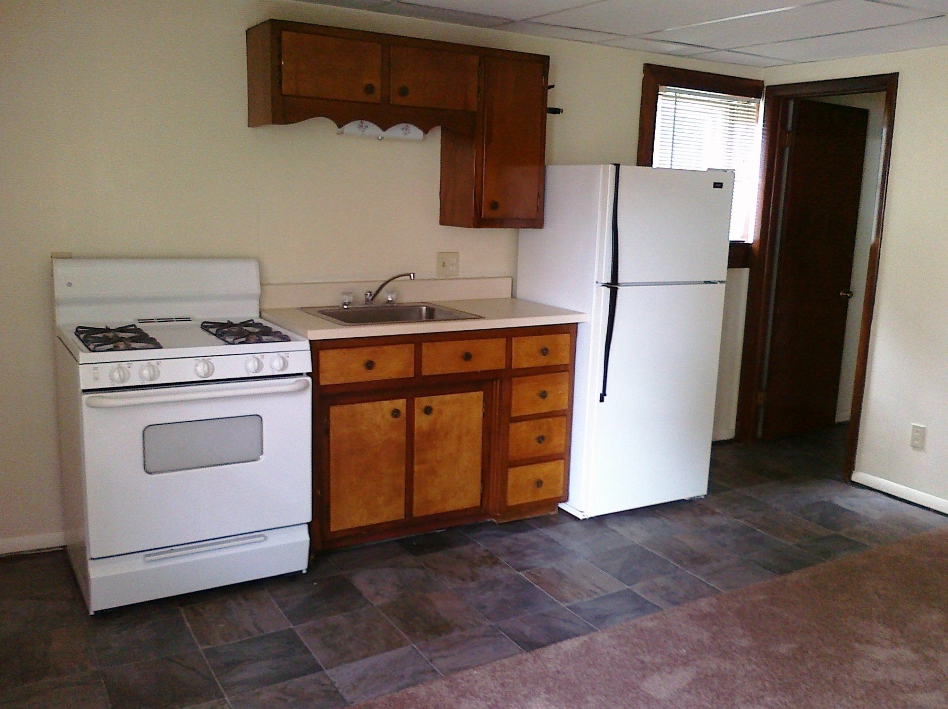 Keith Sheller apartments 321 Unit A Kitchen