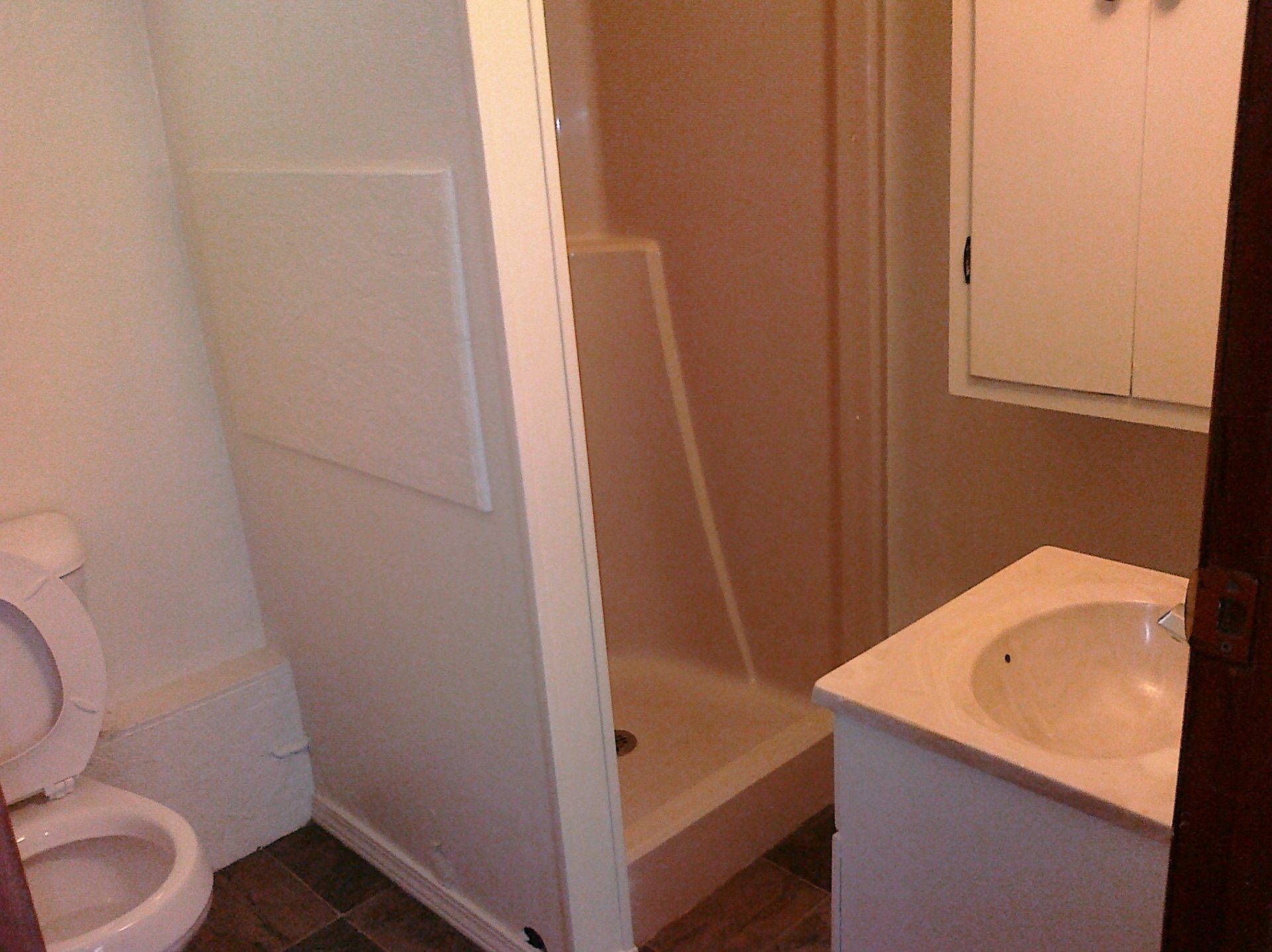 Photos of the Keith Sheller Apartments (321 B) in Bowling Green, OH