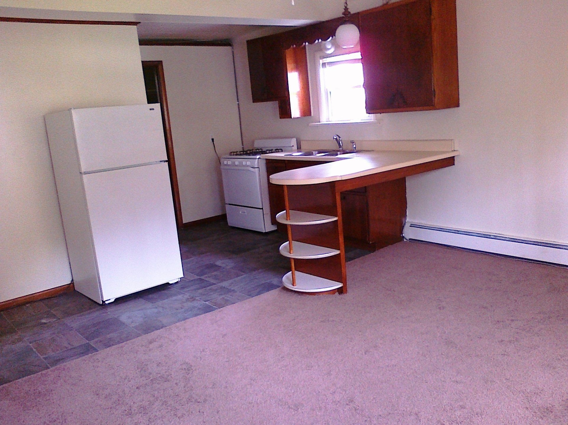 Photos of the Keith Sheller Apartments (321 B) in Bowling Green, OH