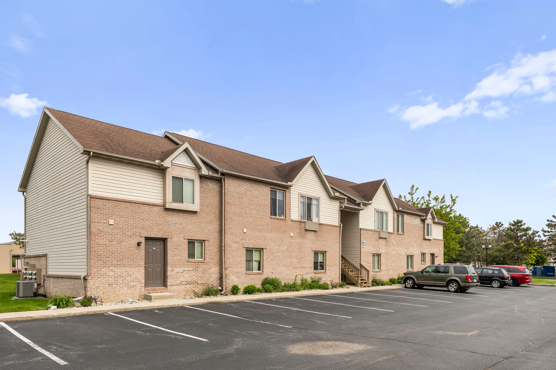 Hillsdale Exterior