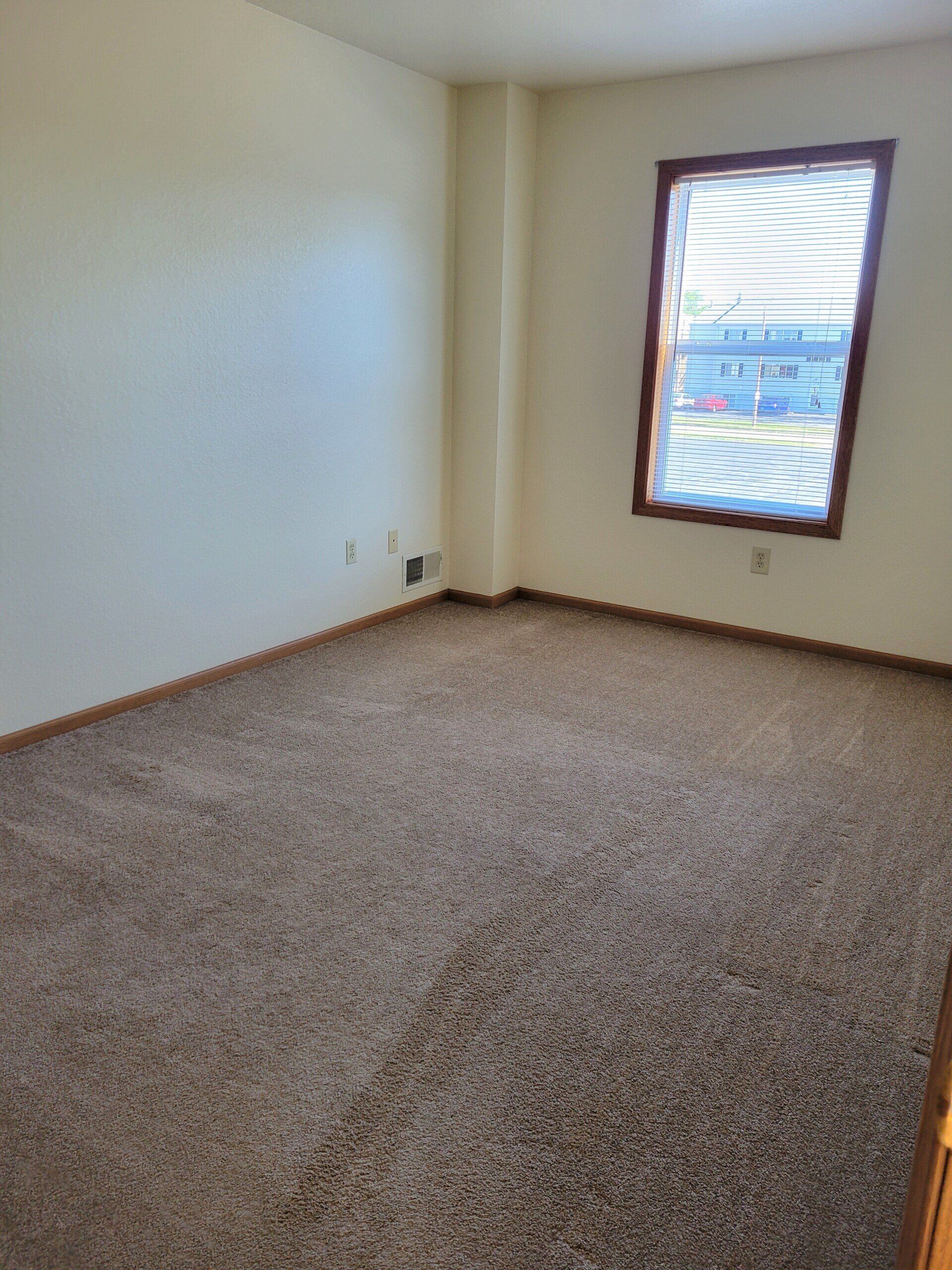 Flats on 6th 725 bedroom