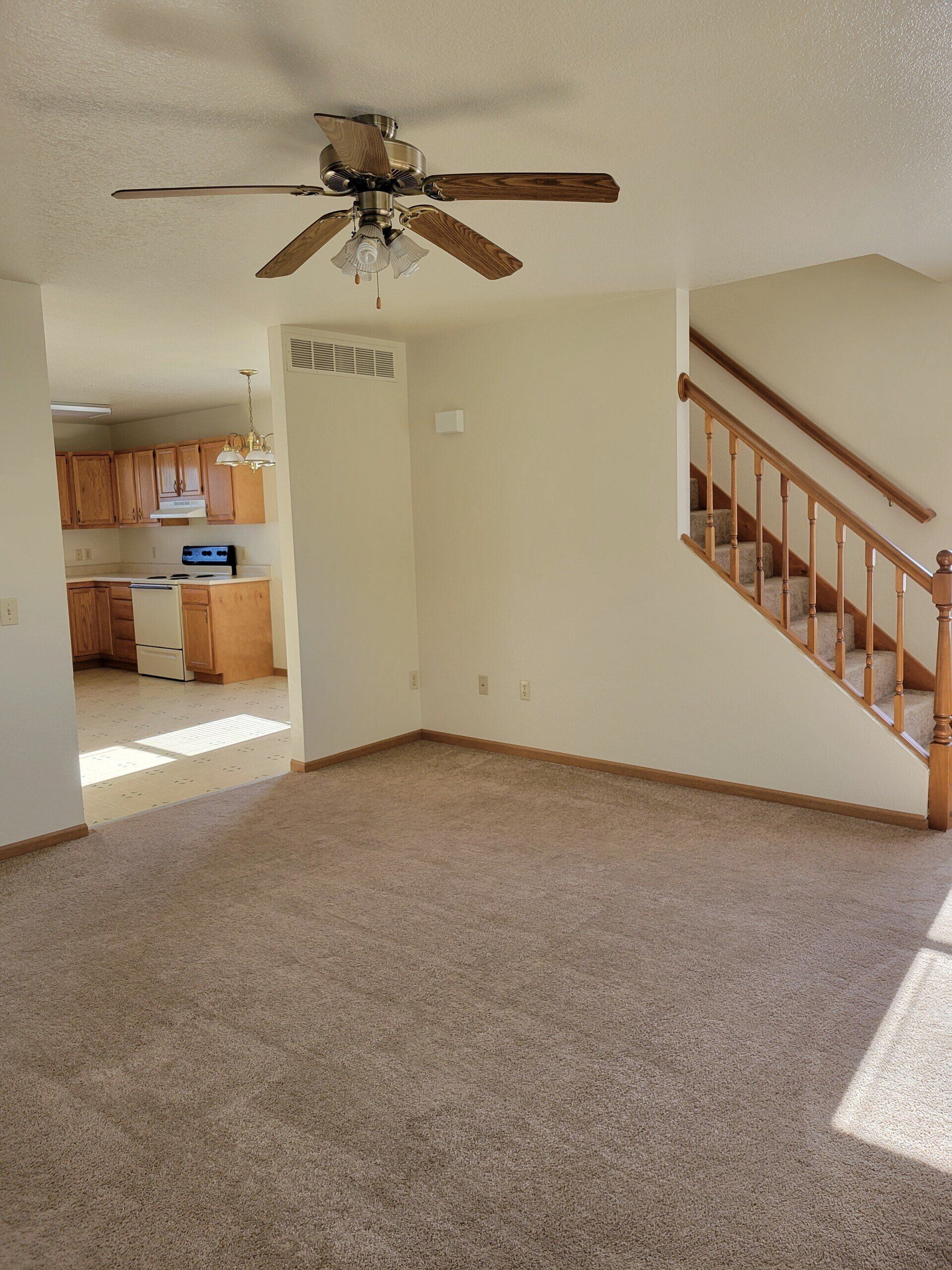 Flats on 6th 725 living room