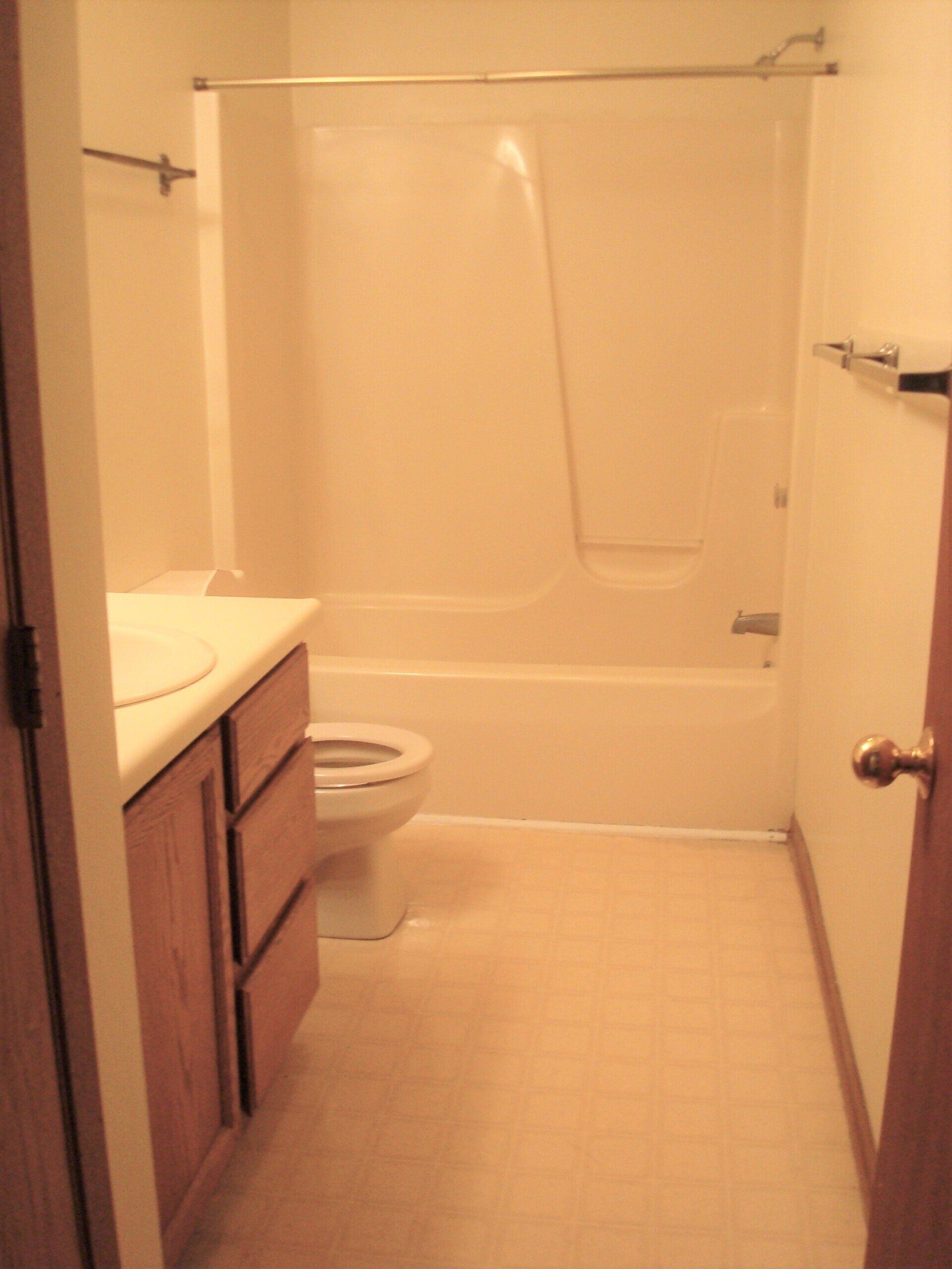 Green Beaver Units 4,5,6 Bathroom