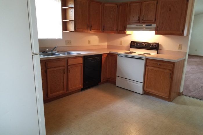 JN 710 kitchen | John N Property