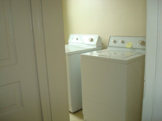 Joan Yellow House 317 Unit C laundry
