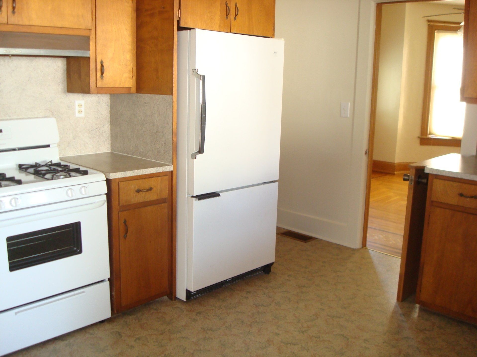 Karen mckee house unit 1 kitchen