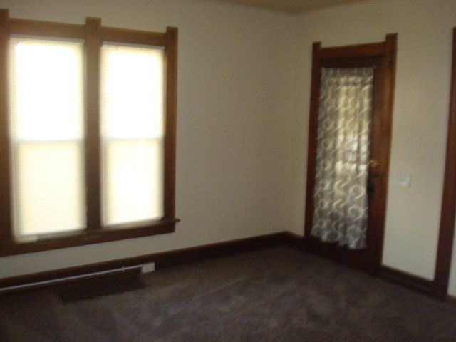 Merry House Apartments Unit 1 living room