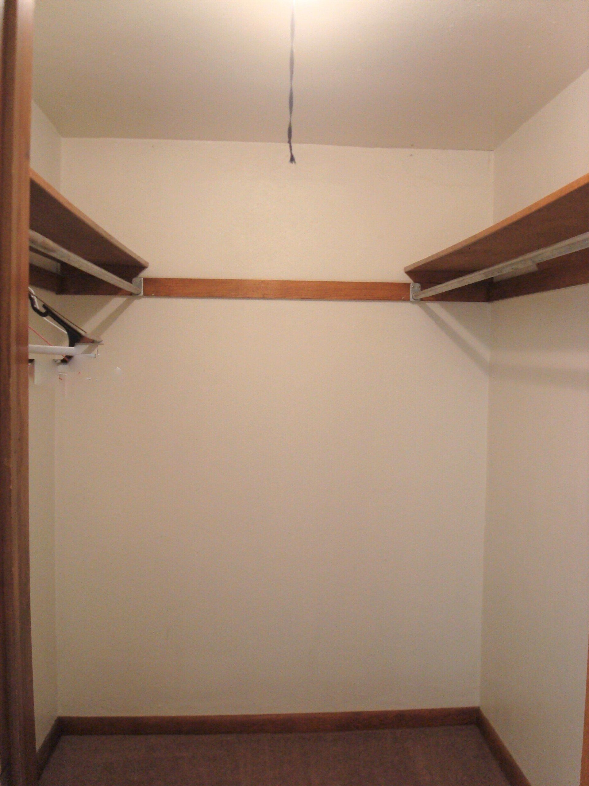 Steve Smith Duplex 408 (Unit 404) closet