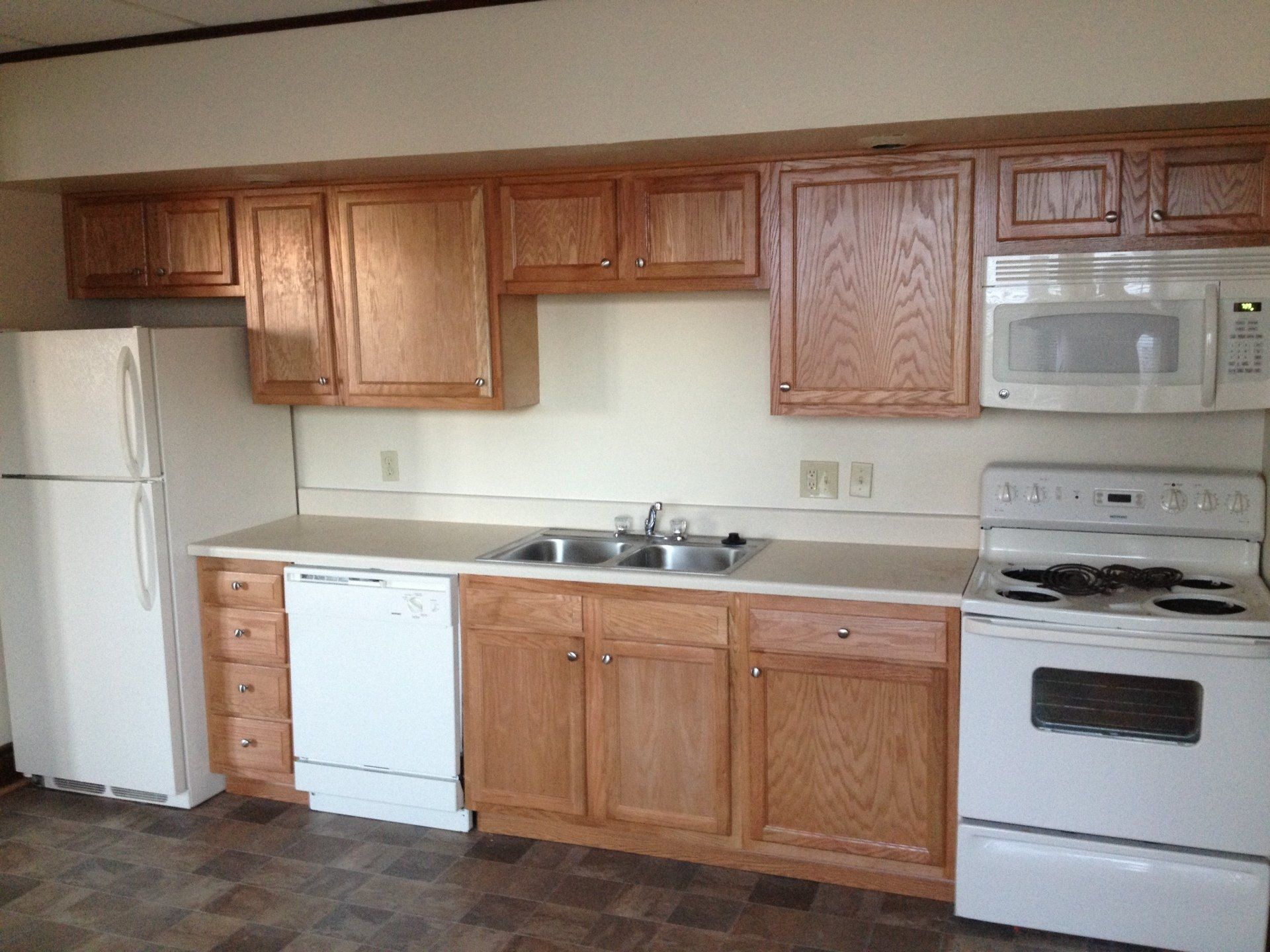 The Jungle Unit 1 Kitchen