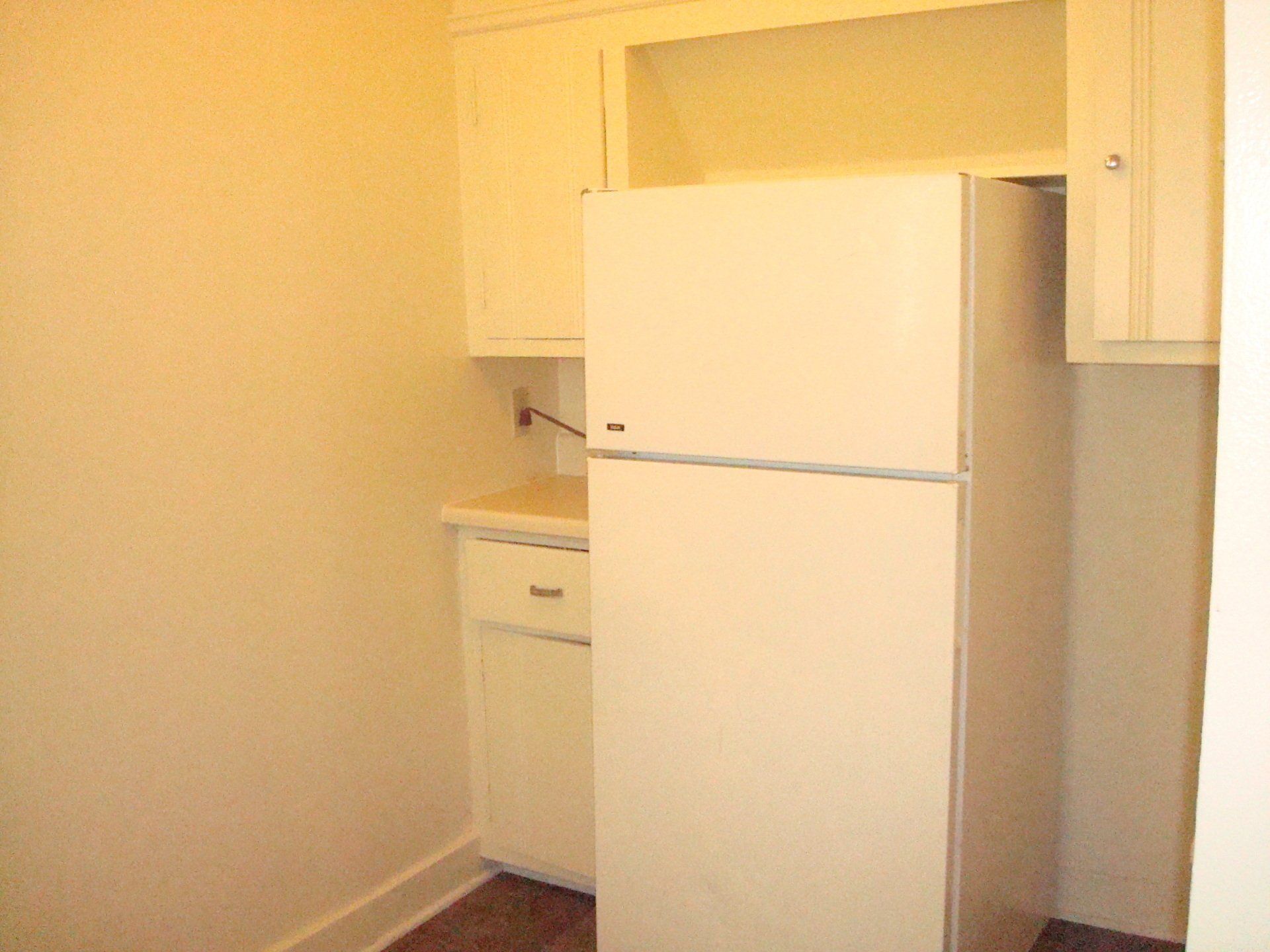 University Lane Apartments Unit 1 Kitchen