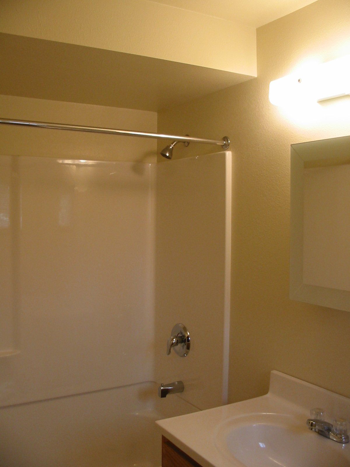 white castle unit d bathroom