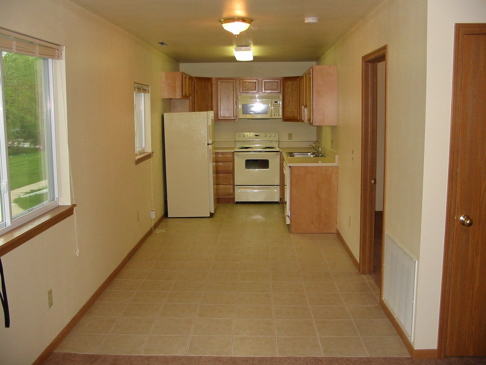 white castle unit d kitchen