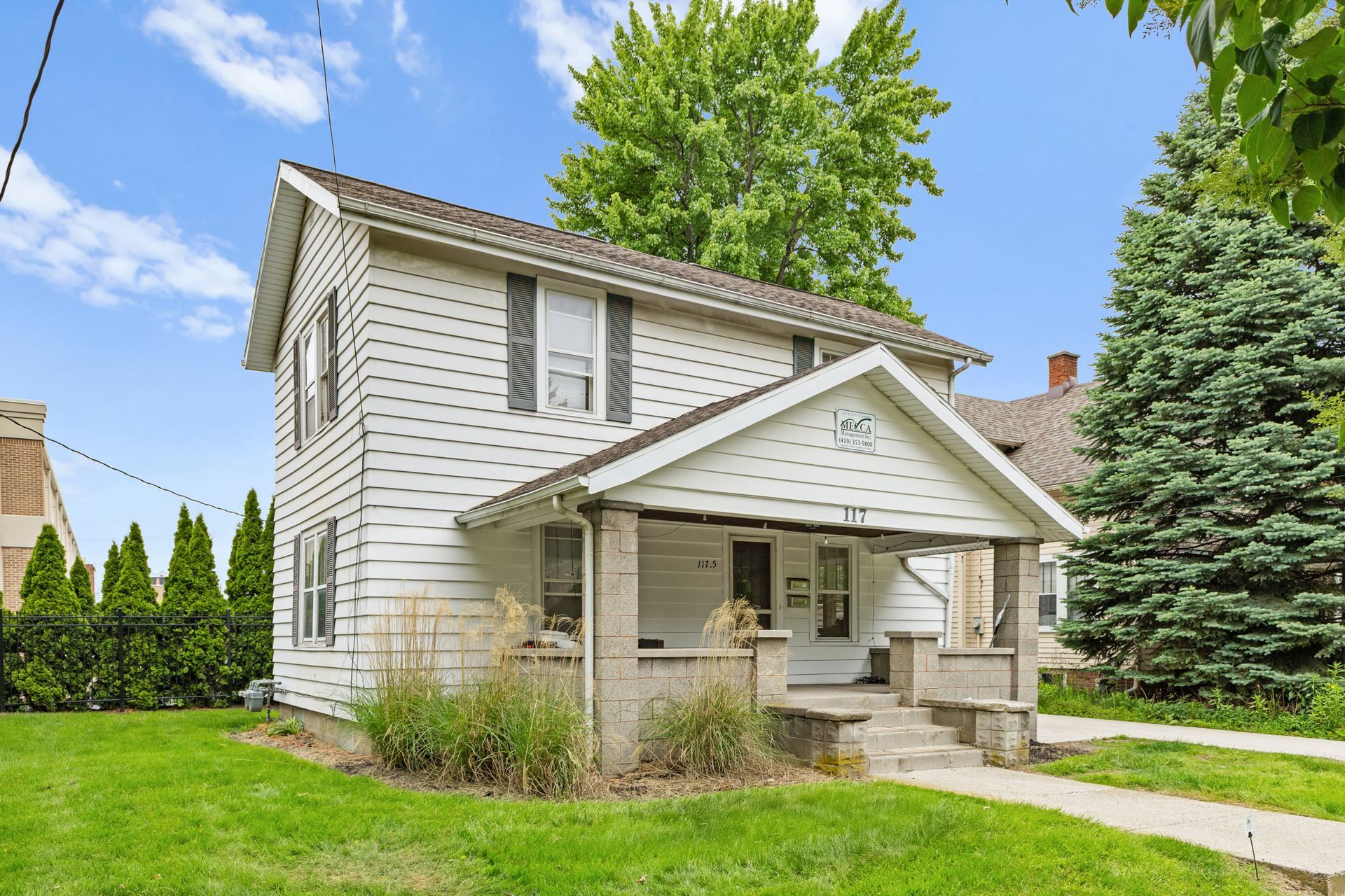 Exterior | Robert Hudson House