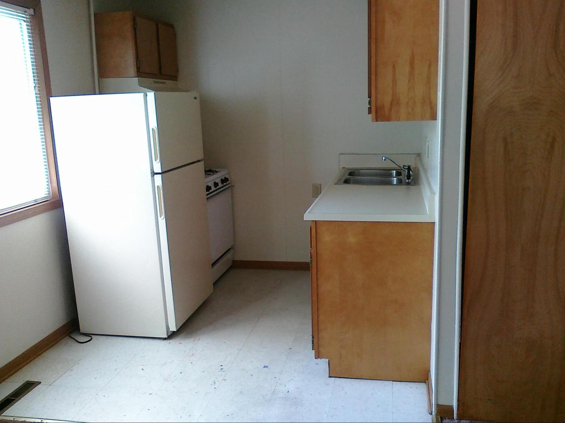 white castle unit e kitchen