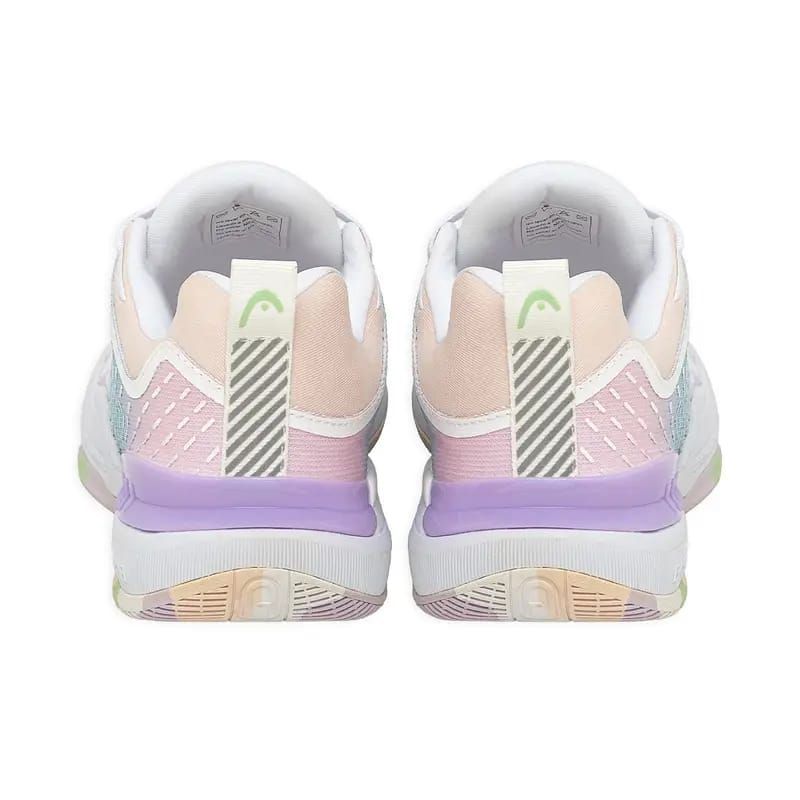 Zapatilla deportiva de color blanco con detalles en degradado pastel, sobre fondo claro.