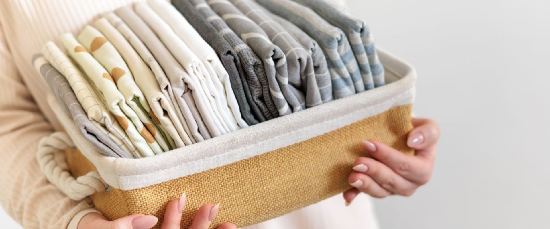 linen closet organization
