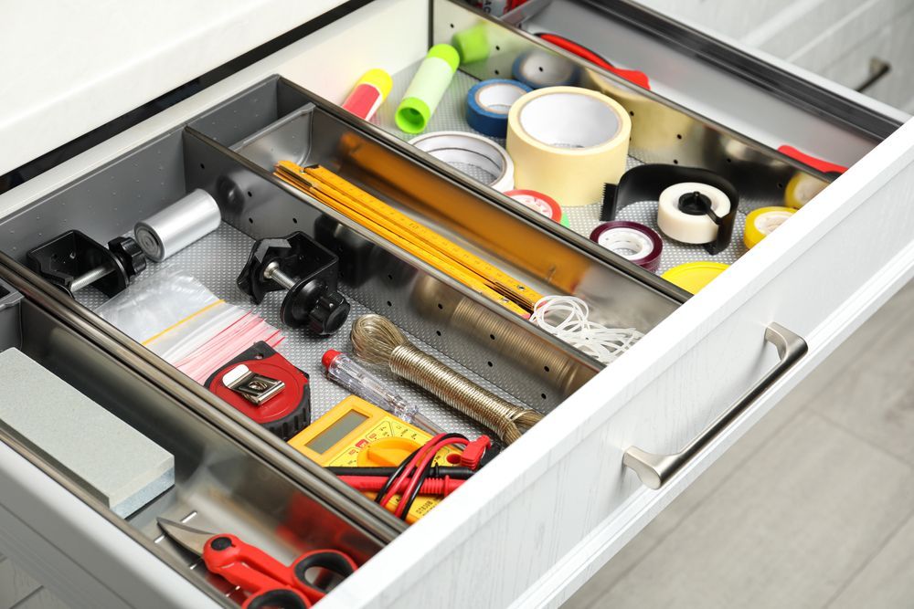 how to organize desk drawers