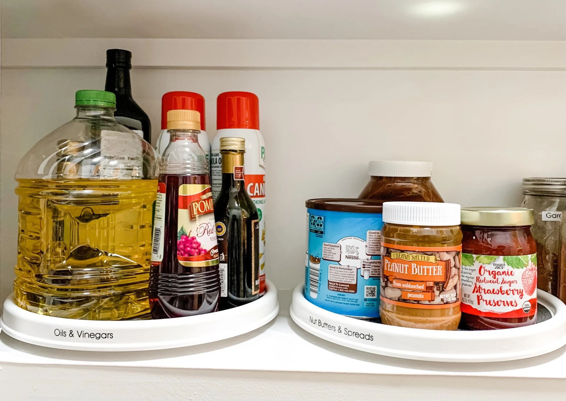 organizing+small+kitchens+with+lazy+susans