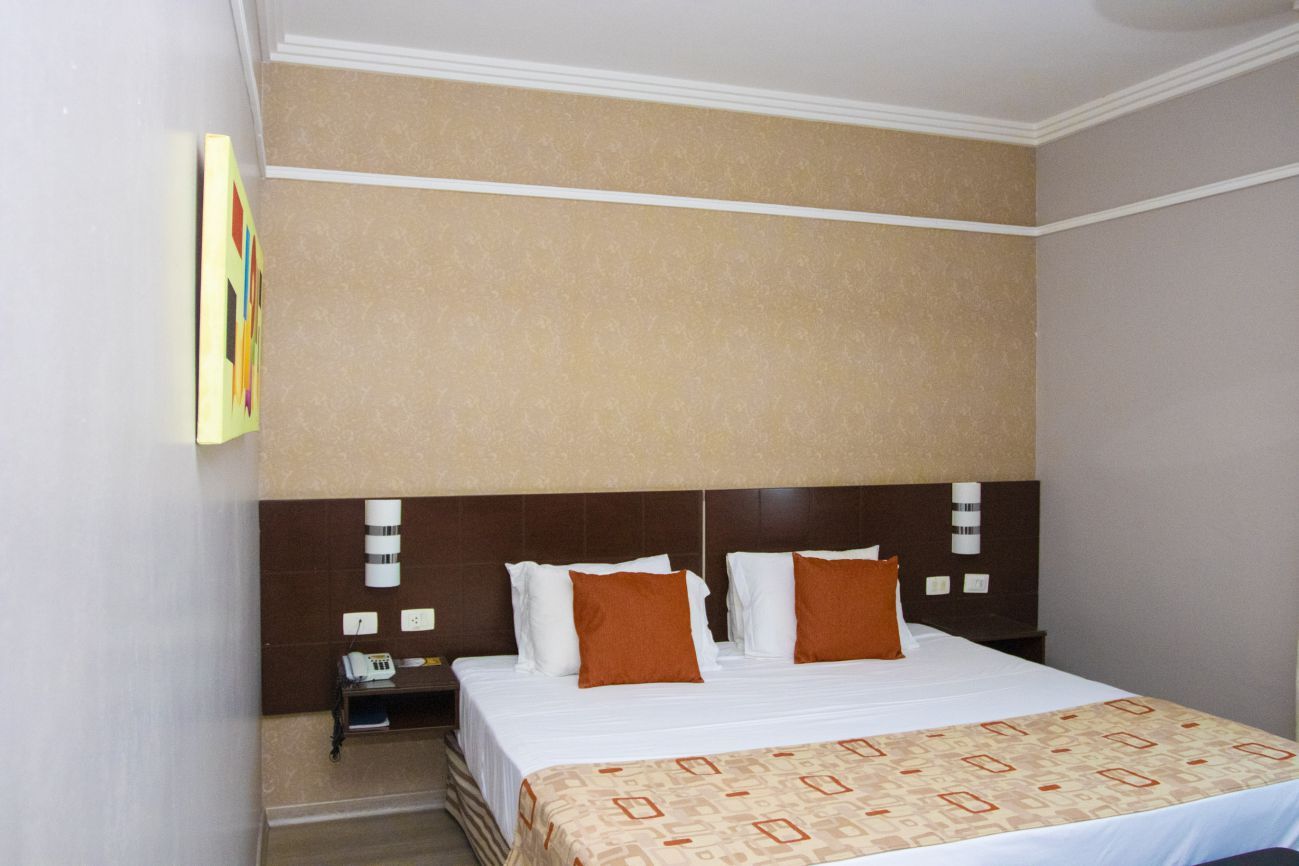 CLASS HOTEL GUAXUPÉ