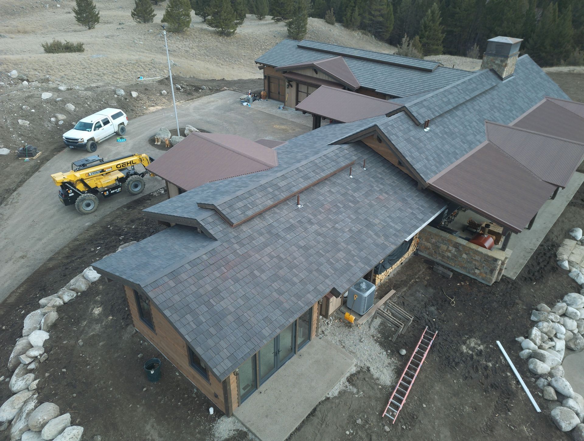 Ellingson Roofing LLC, DaVinci Roof - Corrugated metal - Custom Roofing