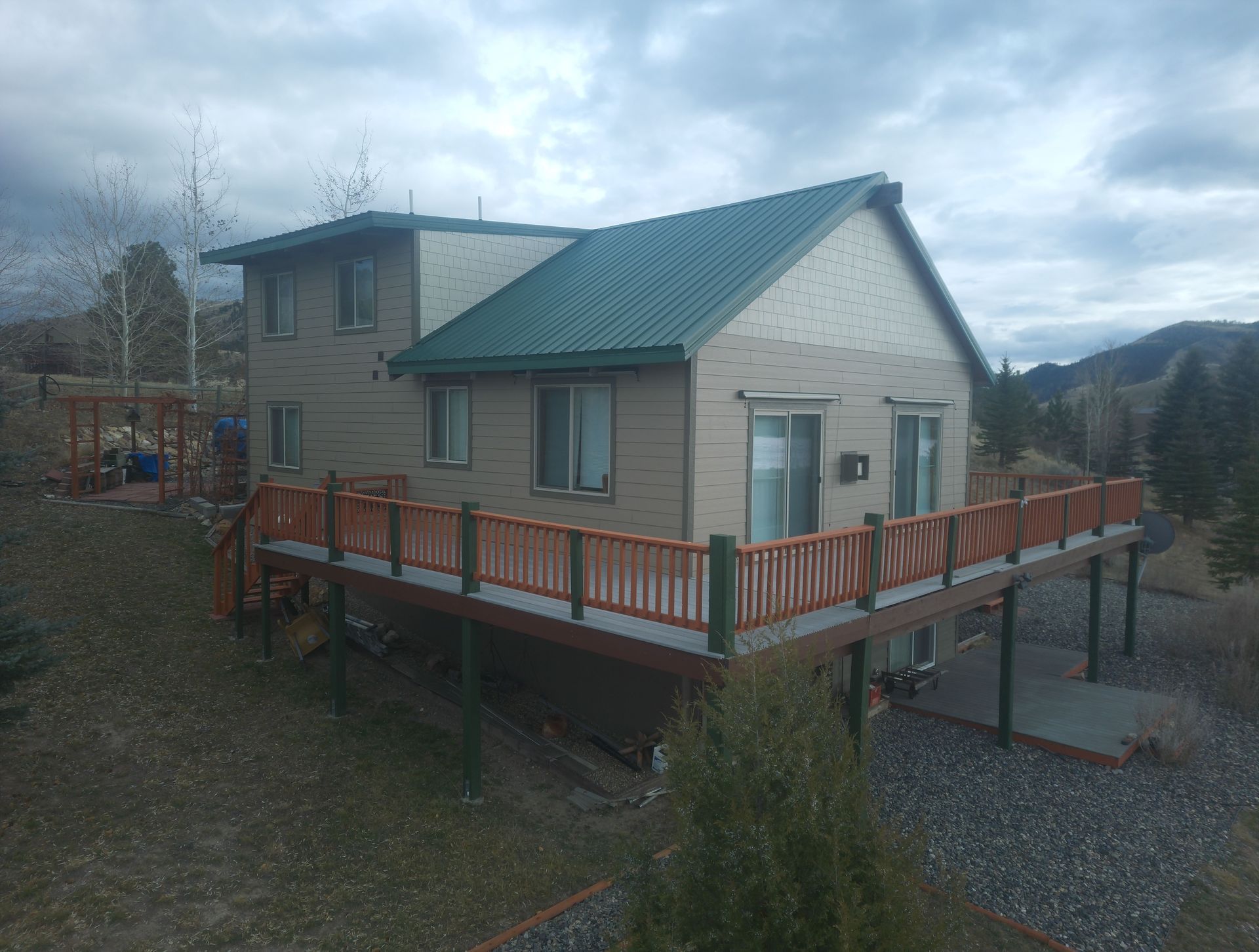 Ellingson Roofing LLC - Hardie Siding, Siding Installation Montana