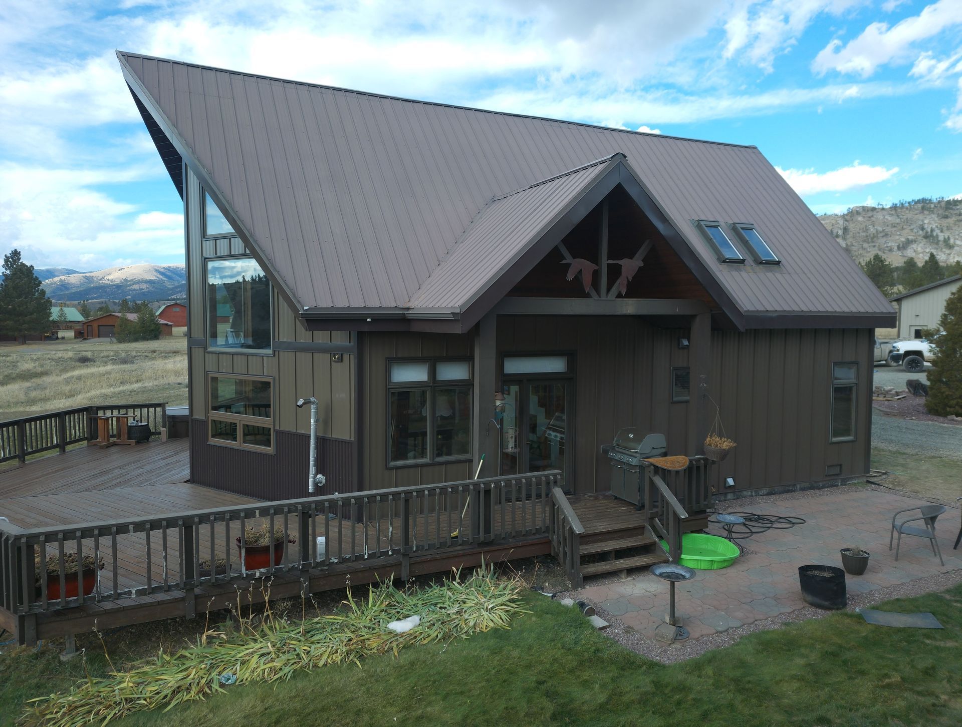 Ellingson Roofing LLC - Metal Siding Installation Montana - Standing Seam Metal - Corrugated metal