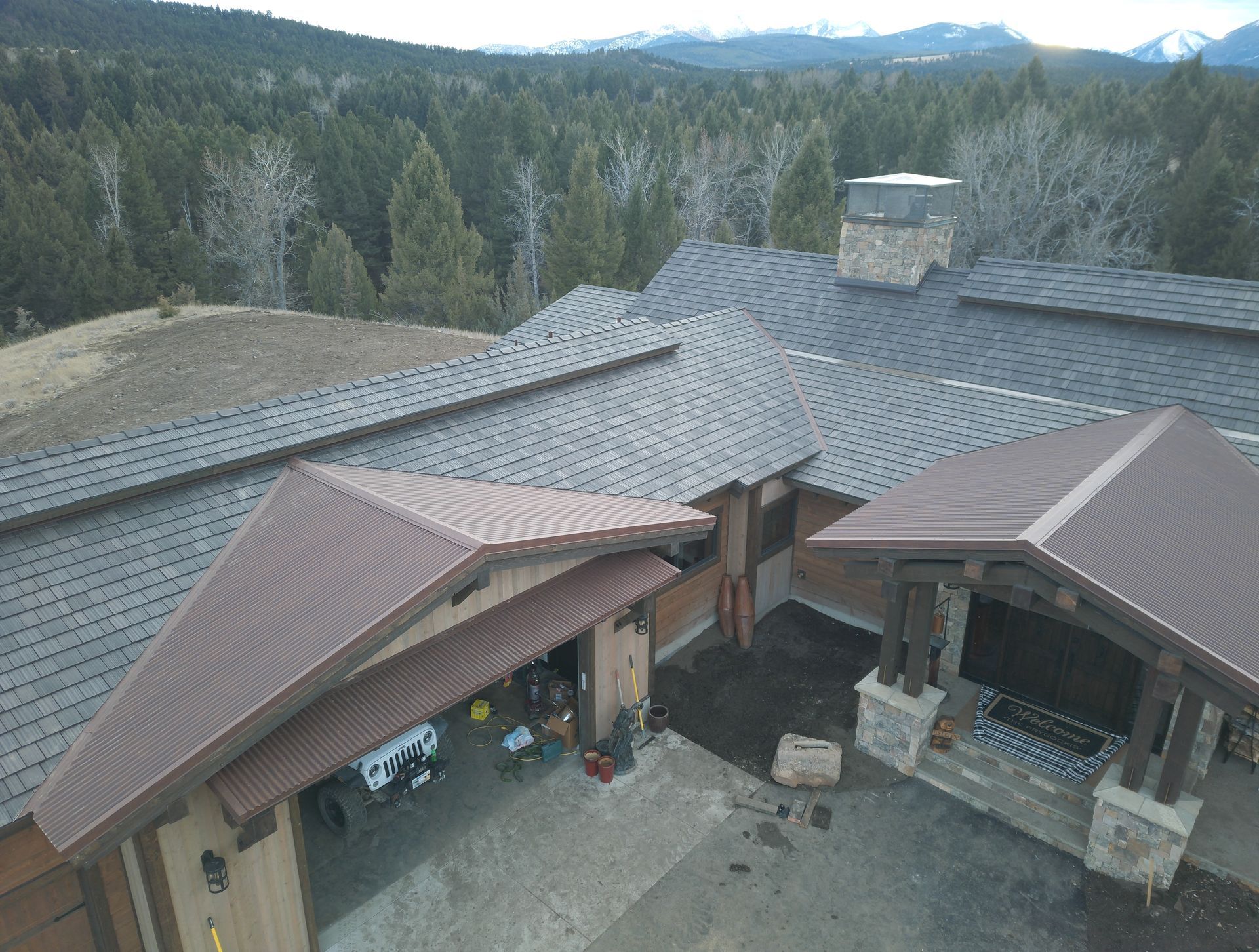 Ellingson Roofing LLC - DaVinci Shake - Corrugated Metal - Custom Roofing