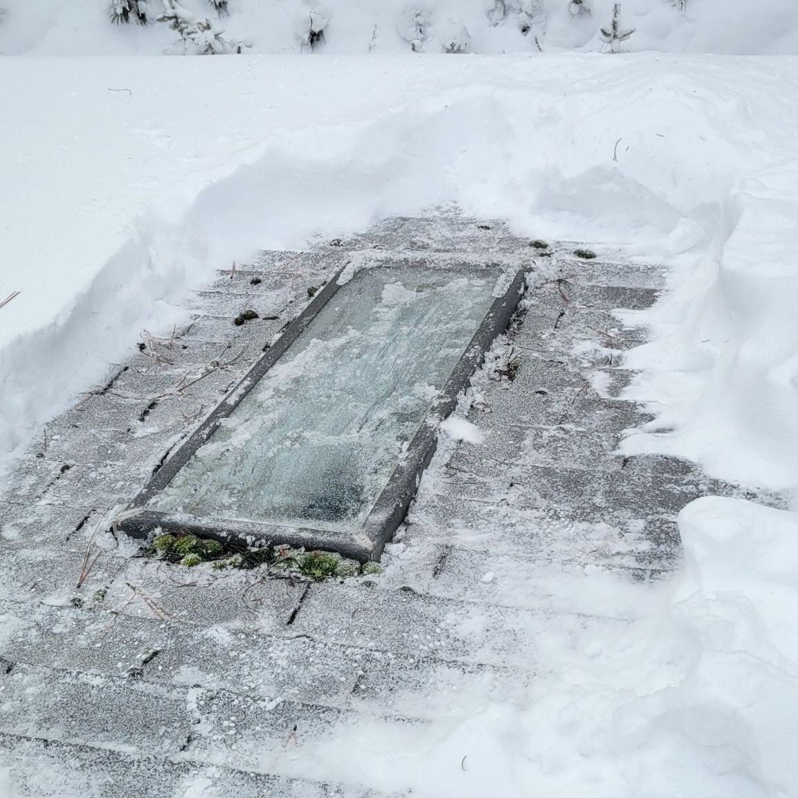 ice dam removal near me, ice dam prevention near me, who removes ice dams? ice dam removal helena mt