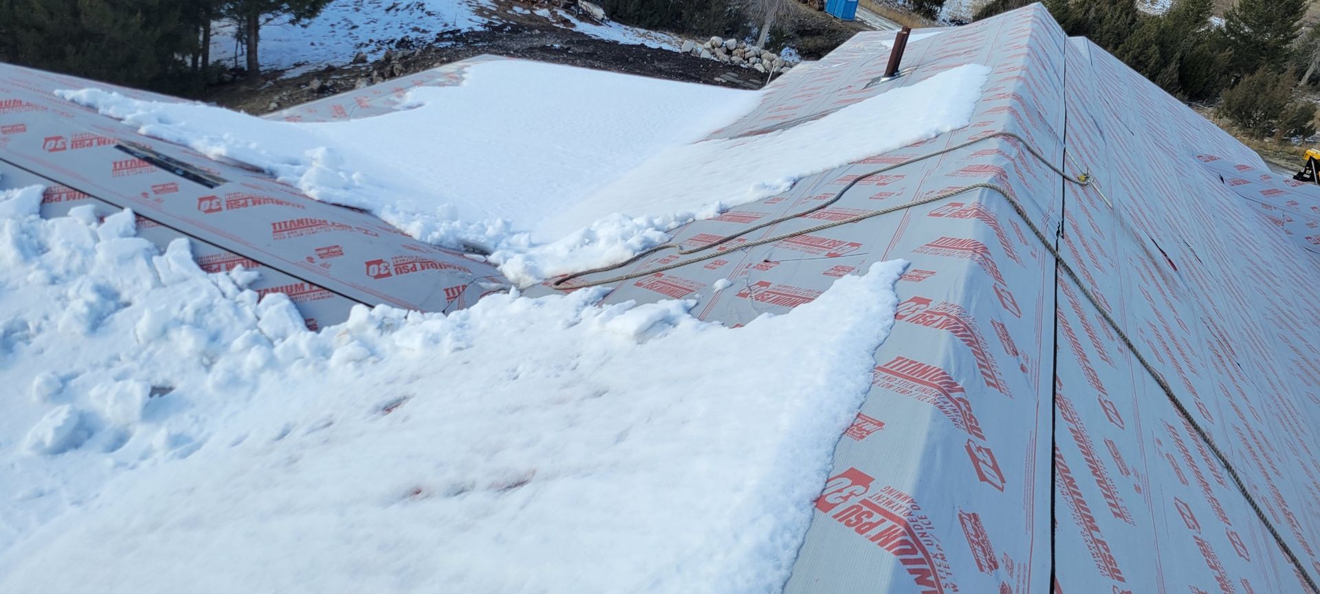 ice dam removal near me, roof snow removal near me, helena roofing company