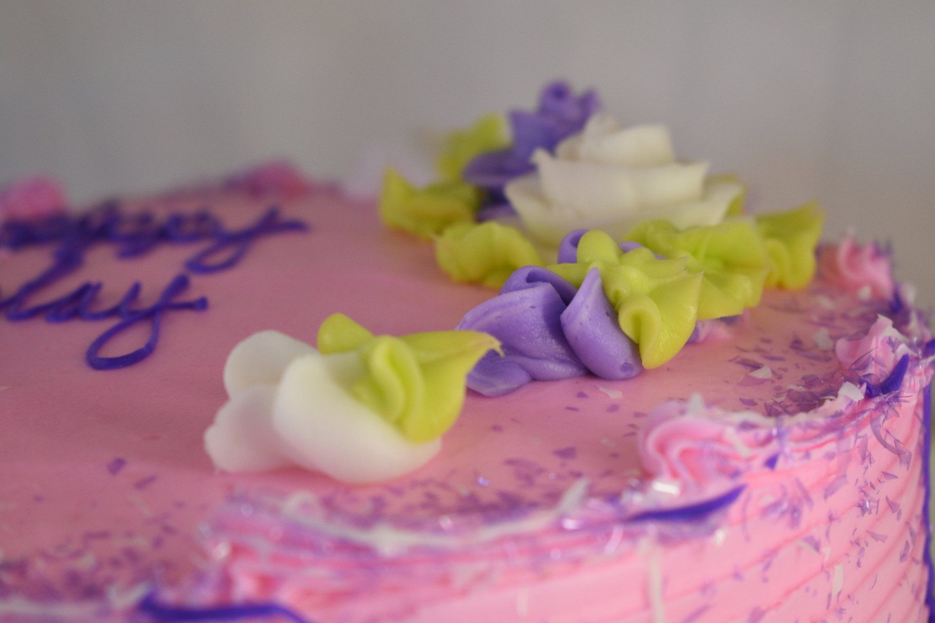birthday cake flowers pink