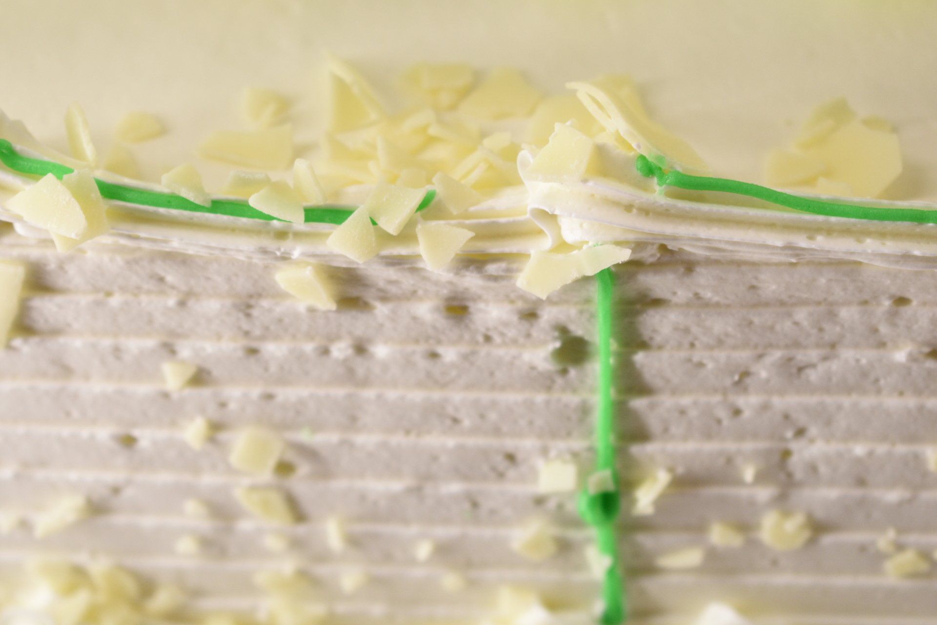 Birthday cakes white cholate
