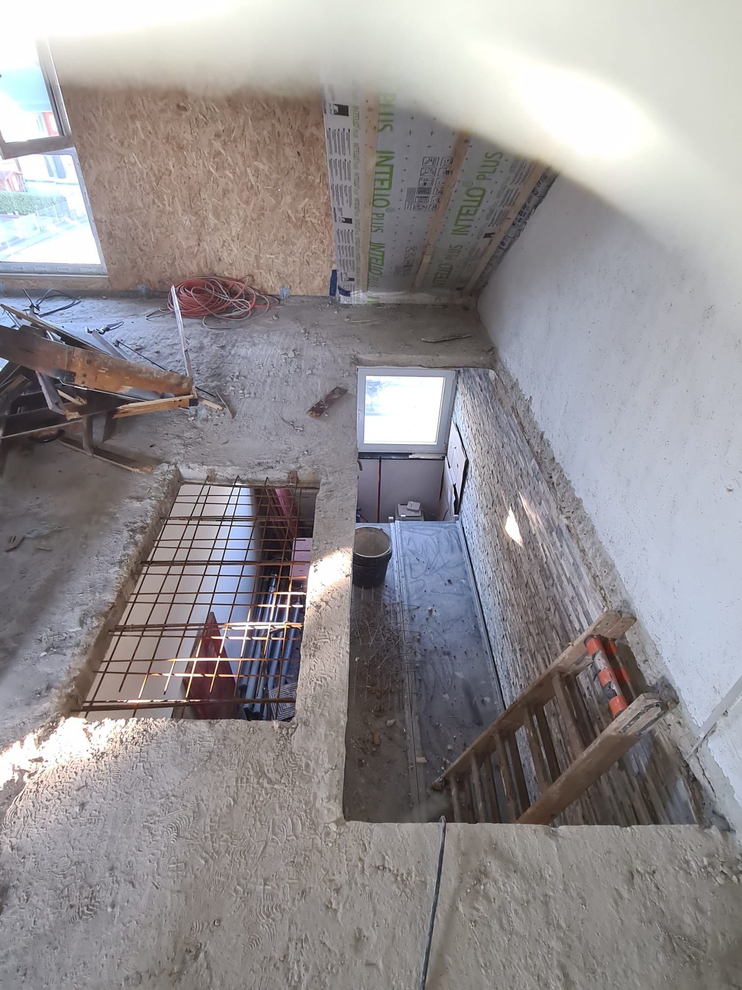 hilti-kernbohrung-in-beton-juelich.jpg, durchbruch-fuer-heizungsrohr-nrw.jpg
