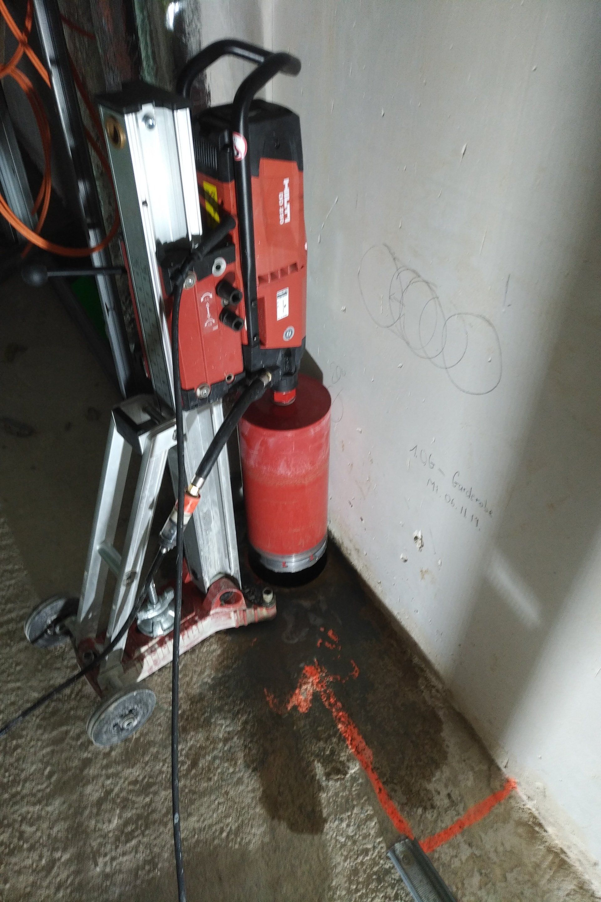 hilti-kernbohrung-in-beton-juelich.jpg