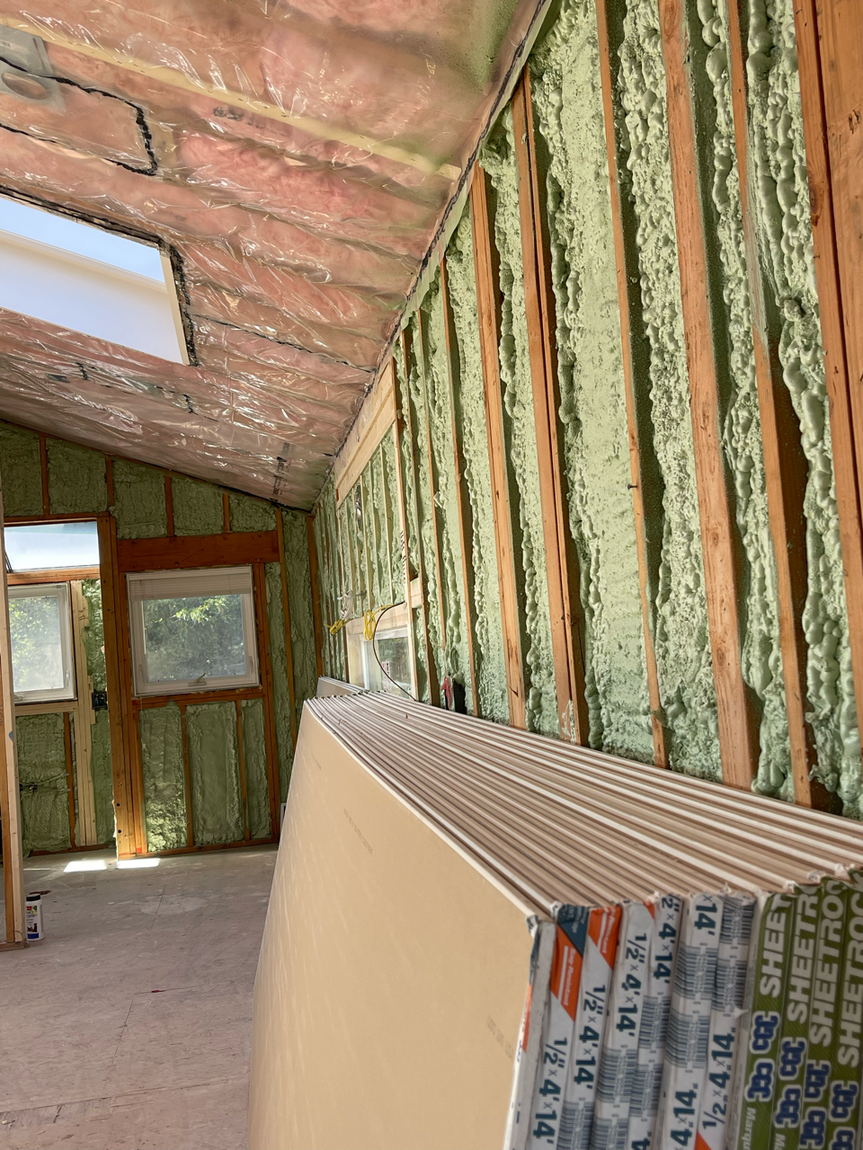 A room with a lot of styrofoam on the walls and ceiling.