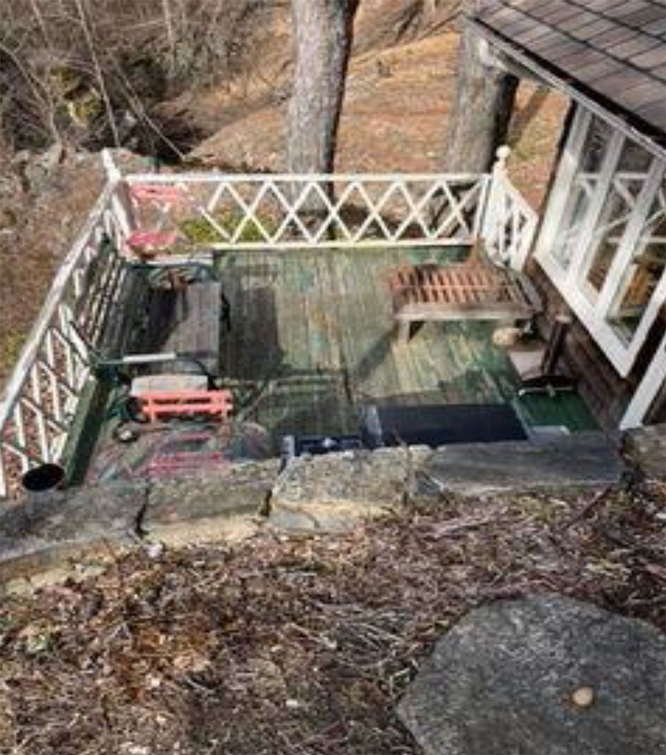 Redding Deck BEFORE