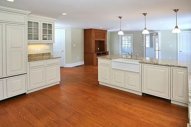 Custom Kitchen Remodeling 
