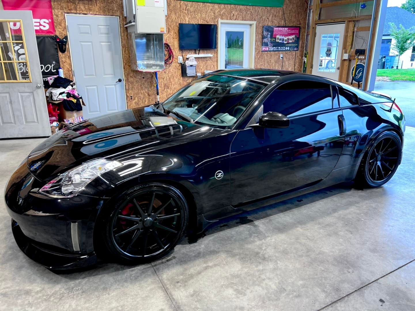 Fifth Generation Nissan Z-car (Z33)