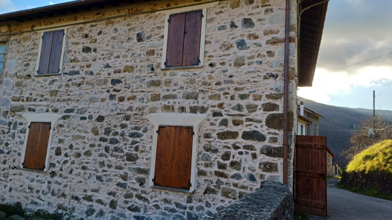 Rifacimento e coloritura facciate Impresa Edile Zappettini Chiavari