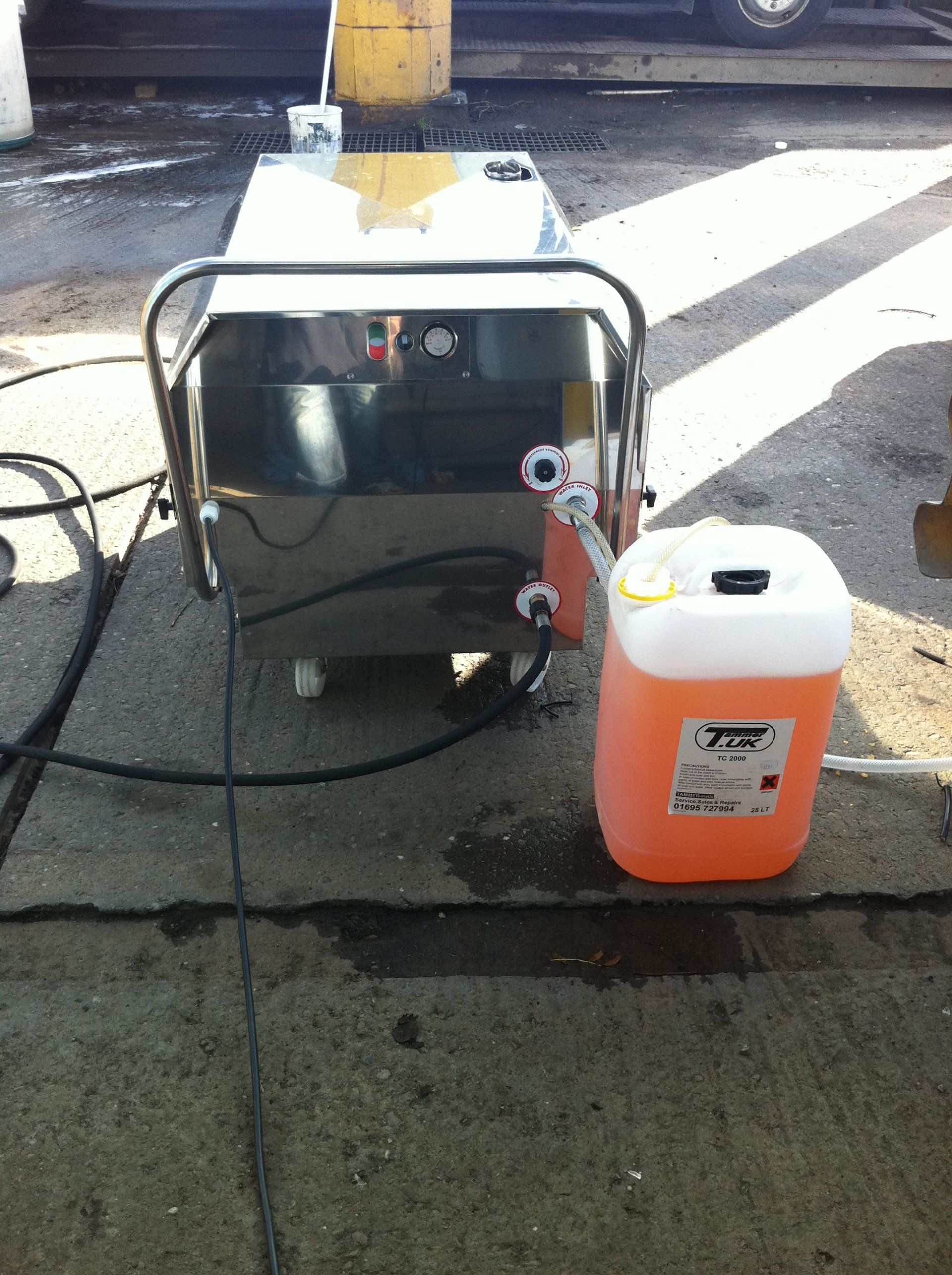 truck washing equipment