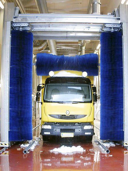 truck washing equipment