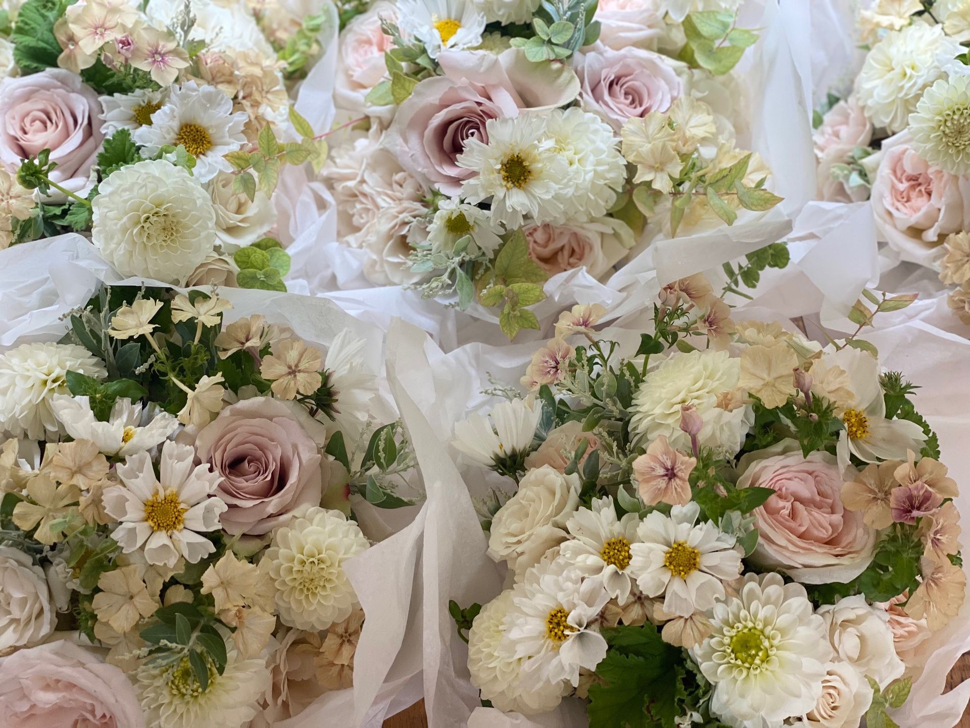 Bridesmaid Bouquets by Papaver Studio Oxfordshire Wedding