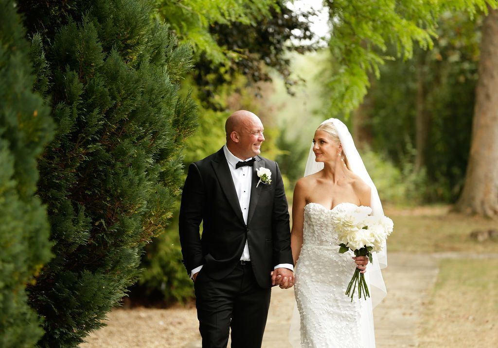 Bride and Groom Horwood House