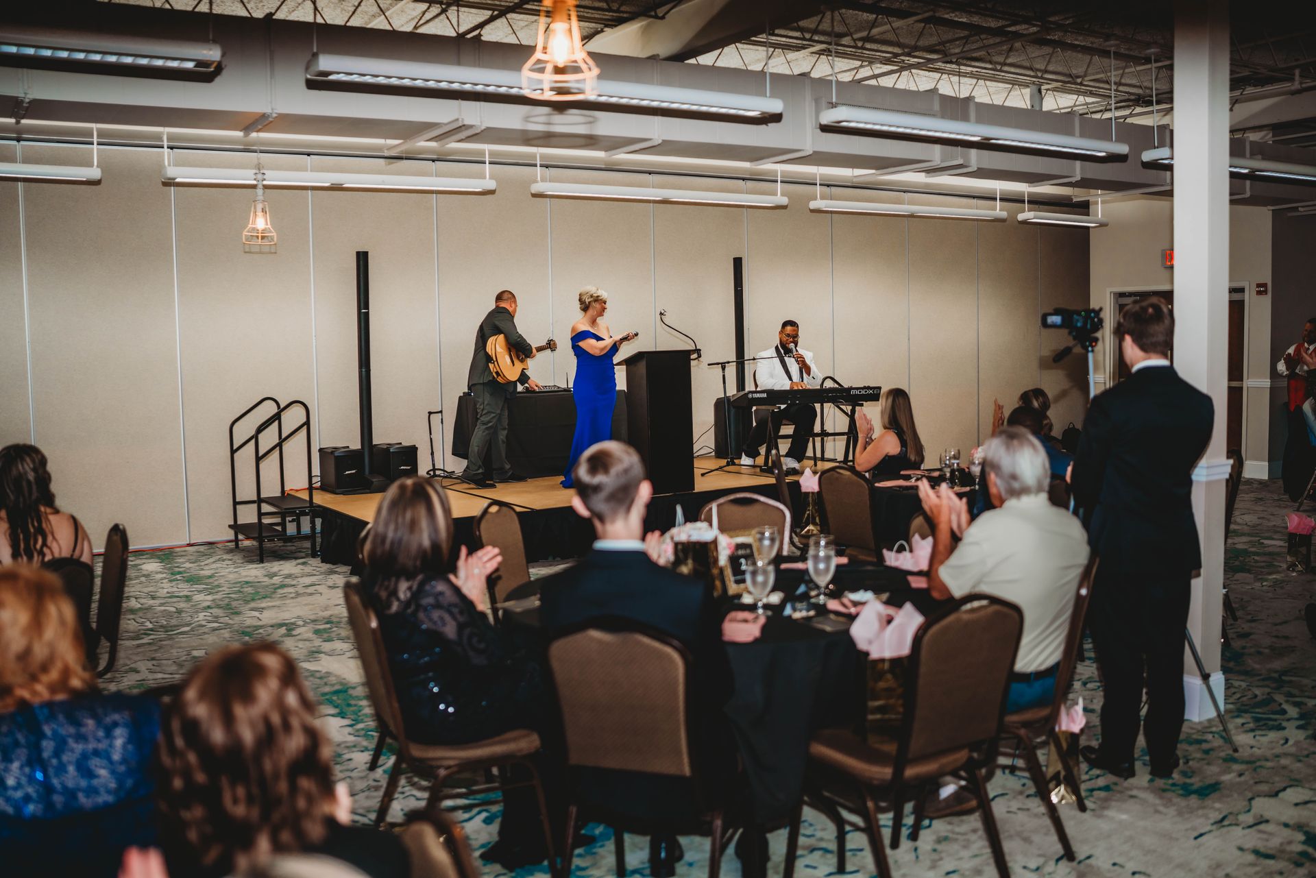 Real Identity Ministries sober soiree event photo shoot - view of worship at the event