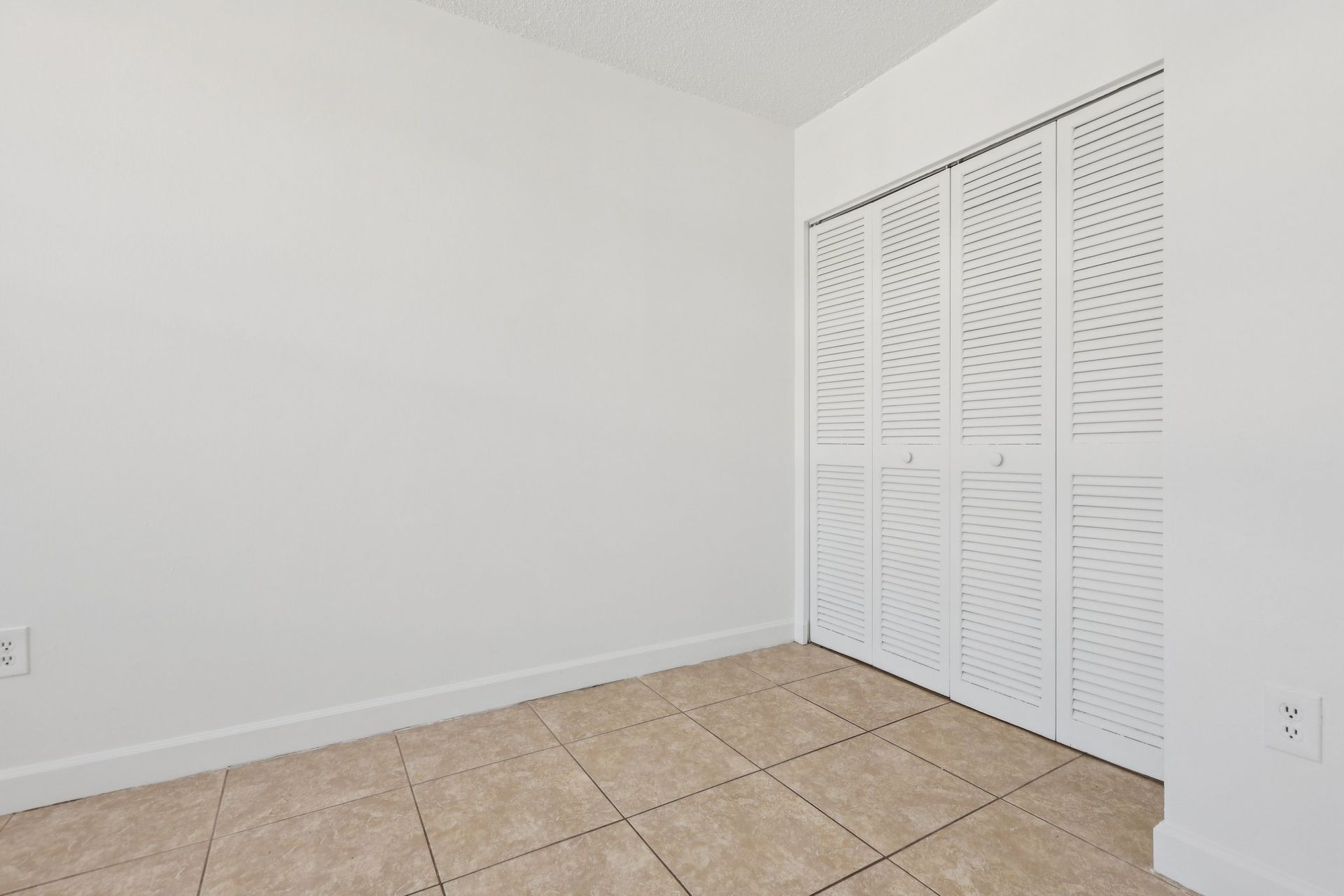 2 Bedroom 2 Bath apartment in North Miami Beach