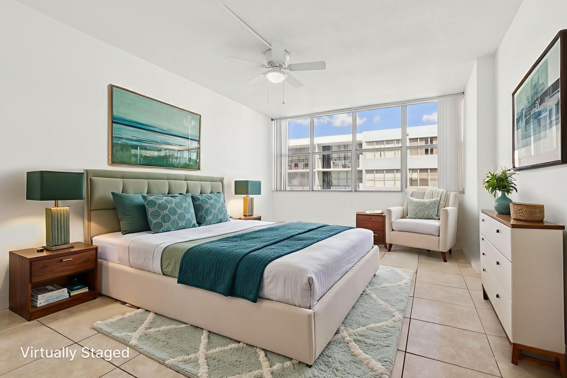 2 Bed / 2 Bath
