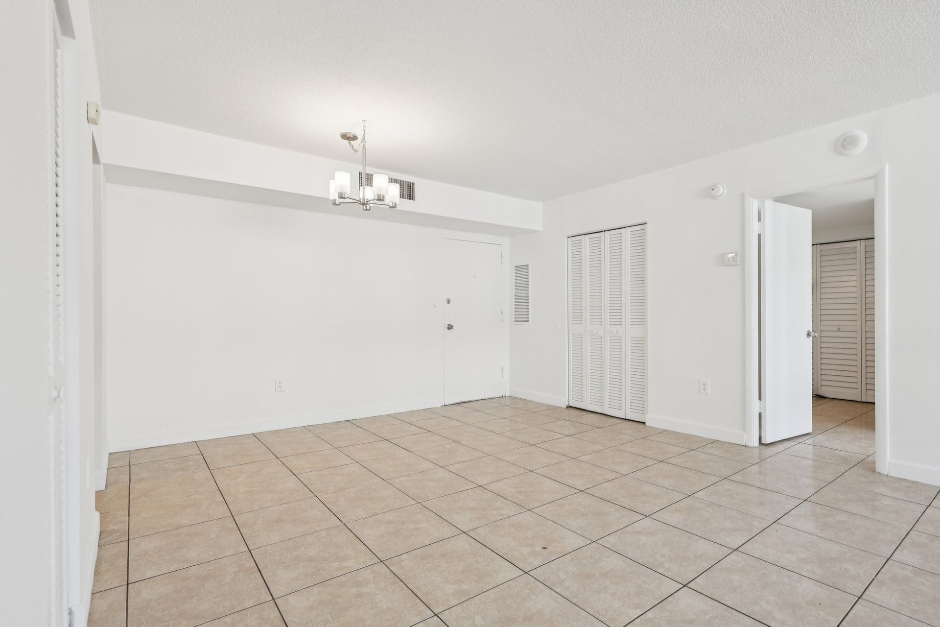 2 Bedroom 2 Bath apartment in North Miami Beach