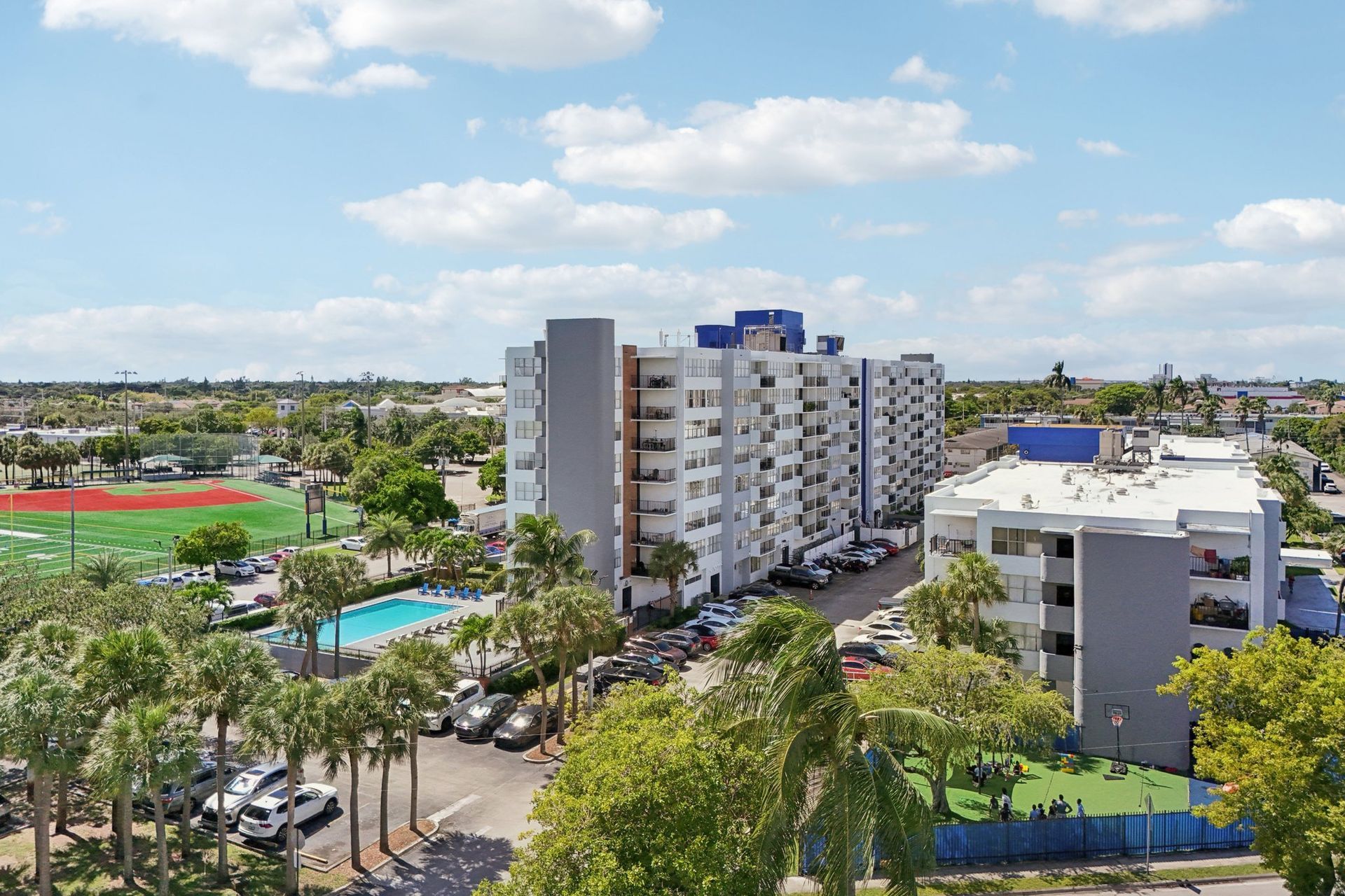 Grand Island Square Miami