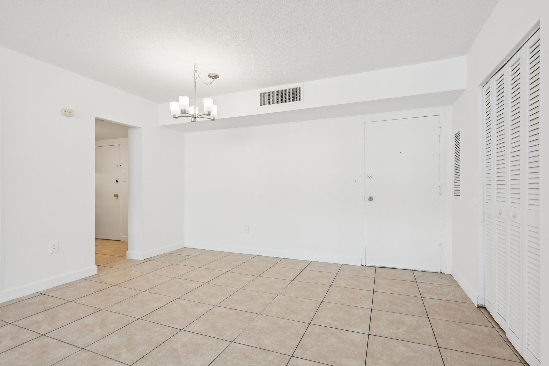 2 Bedroom 2 Bath apartment in North Miami Beach