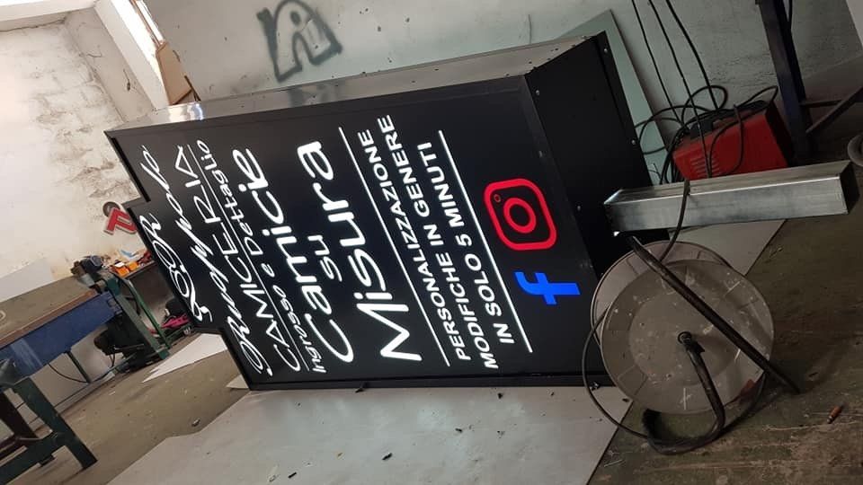 publicità su mobili