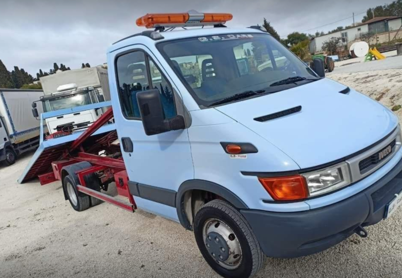 RECUPERO MEZZI CON CARROATREZZI